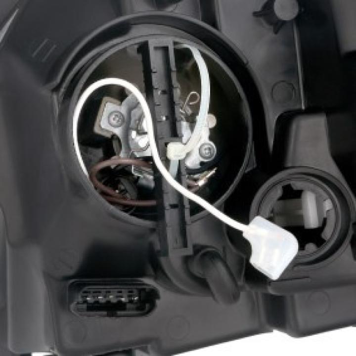 PHARE D - 7701051770 - CLIO 2 PHASE 2 01-05 NOIR